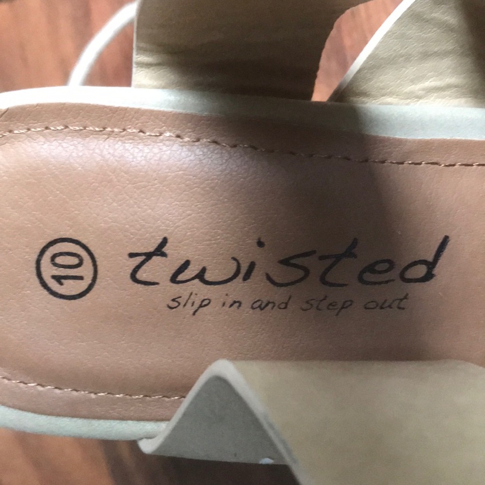 💐Ladies 3” heel sandals sz 10💐 - Picture 5 of 7